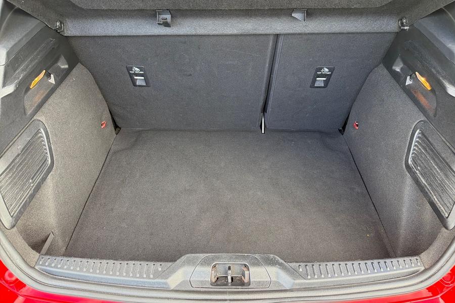 Ford FOCUS Photo autoimg-dfa50492013db0226c68ad9b243eb1c580bd005d.jpg