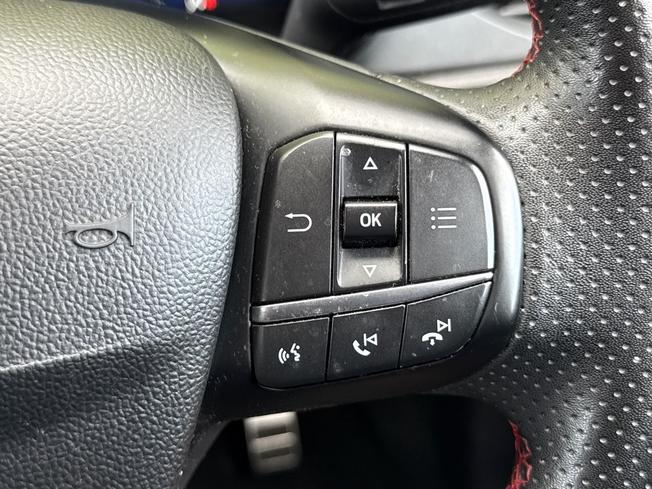 FORD Focus Photo 17