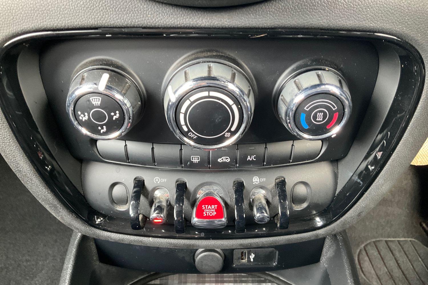 MINI Clubman Photo 22