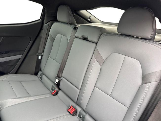 POLESTAR Polestar 2 Photo 9
