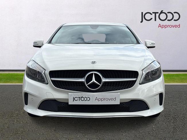 MERCEDES-BENZ A Class Photo 8