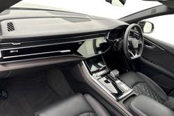 AUDI SQ8 Photo 2