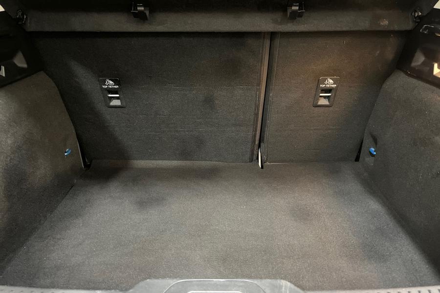 Ford FOCUS Photo autoimg-dfb0f091e01d3f18e0708272122e7cad3119aab2.jpg