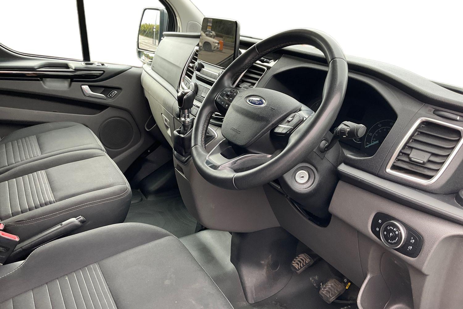 Ford Transit Custom Photo 13