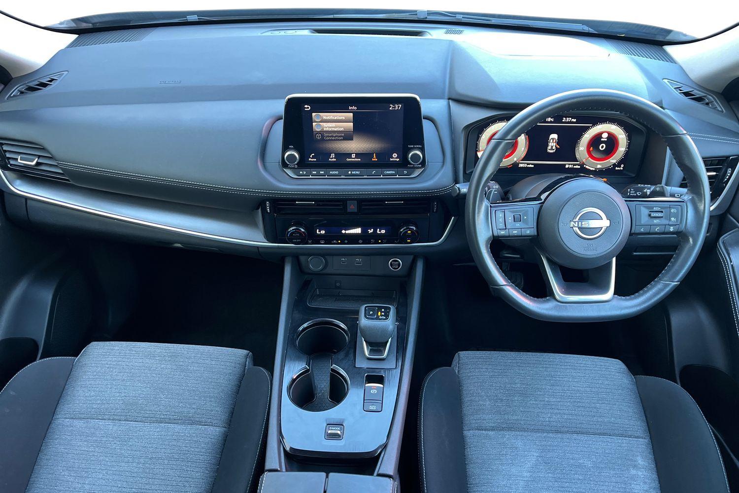 Nissan X-TRAIL Photo 9