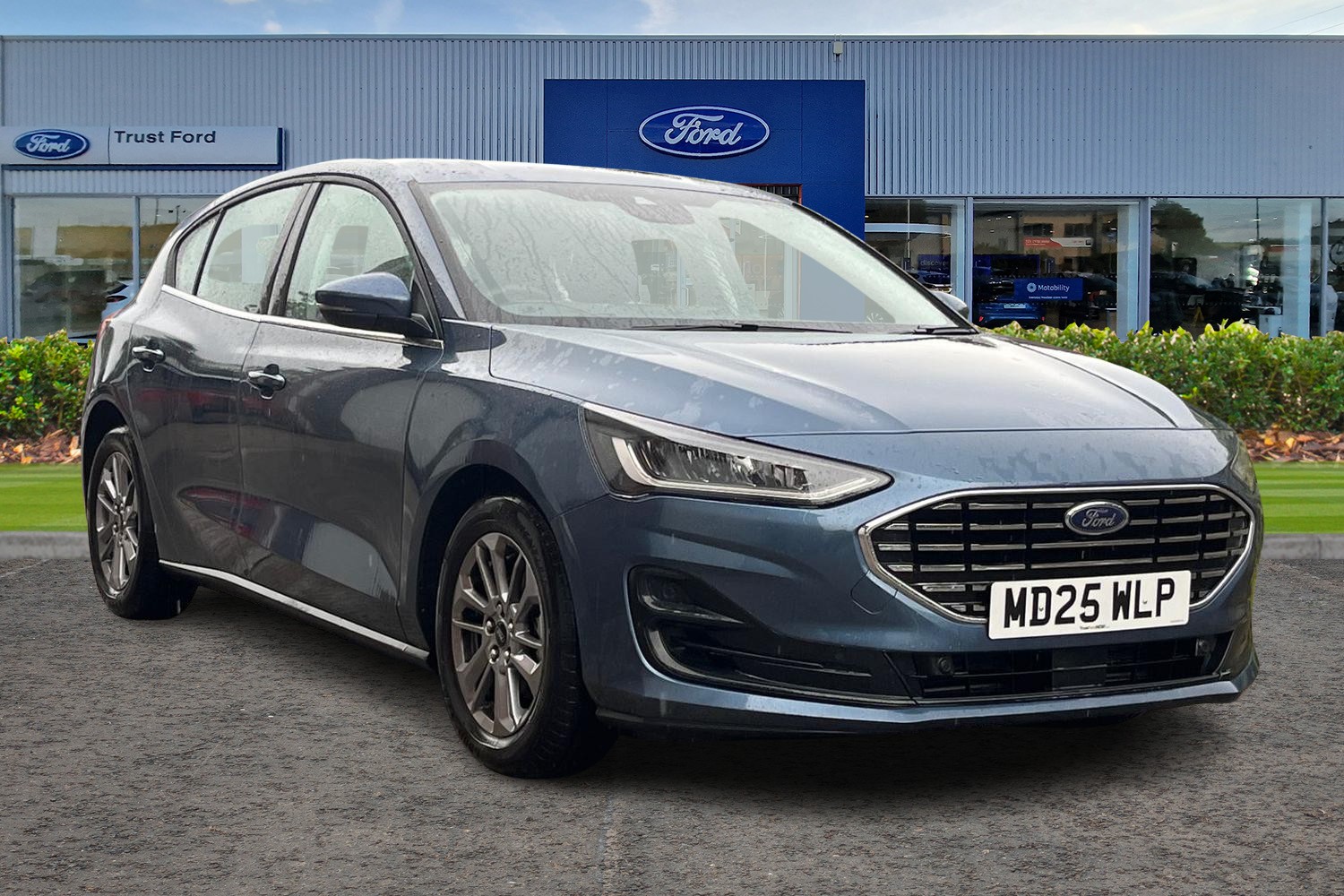 Ford Focus Photo 0
