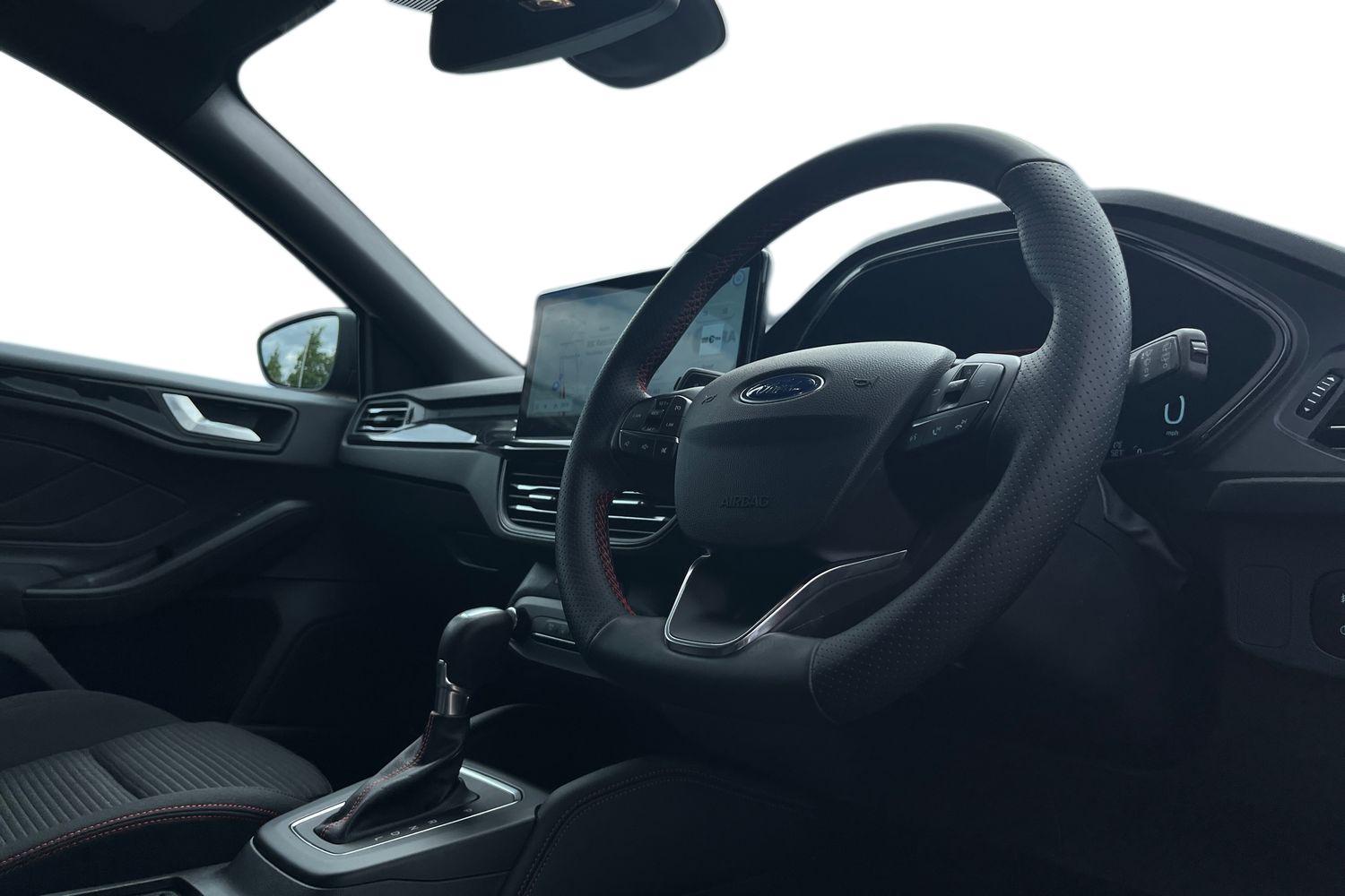 Ford Focus Photo 8