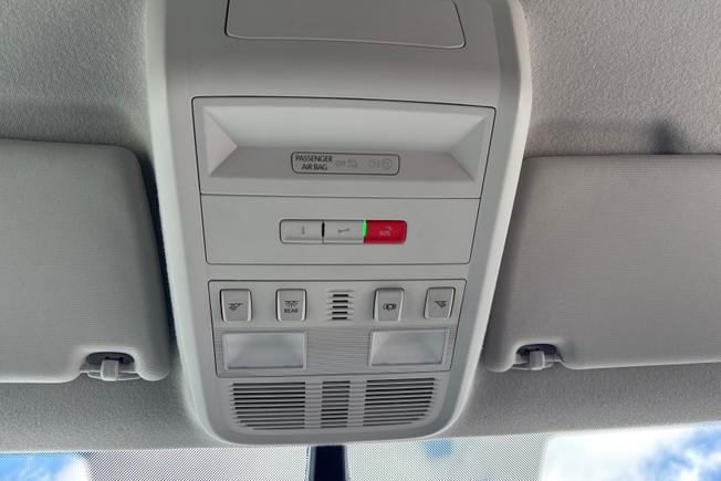VOLKSWAGEN Transporter Photo 43