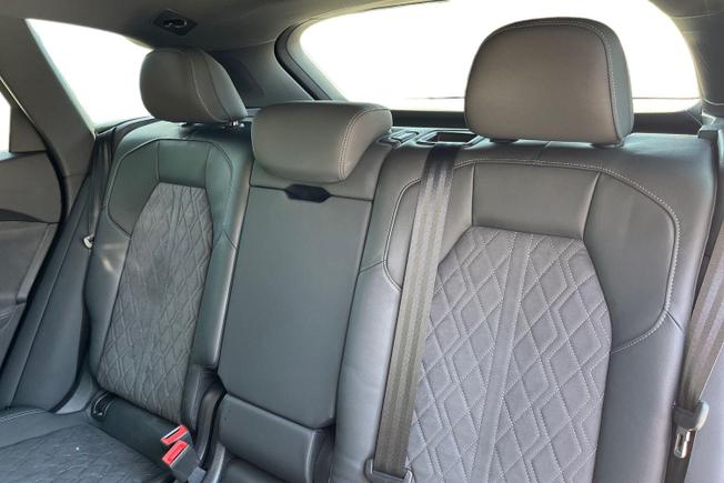 AUDI Q5 Photo 9
