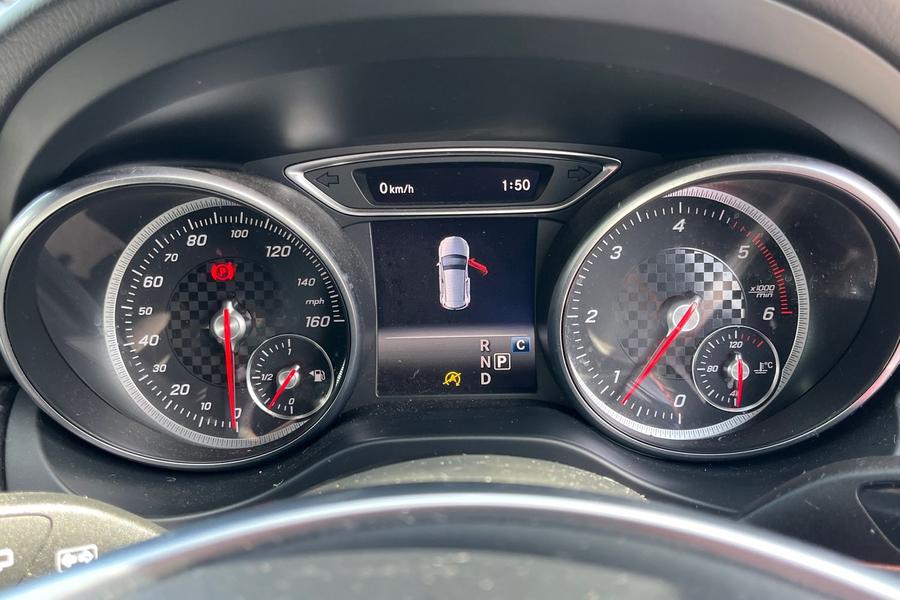 Mercedes-Benz A CLASS Photo autoimg-dfc1efe6ca8824058b2f0459c8b01b5831cf0ab7.jpg