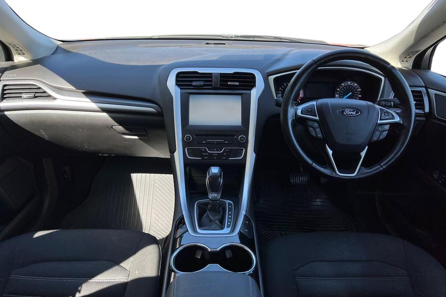 Ford Mondeo Photo autoimg-dfc30cfd438f6fd290eda805669ff0c460386174.jpg