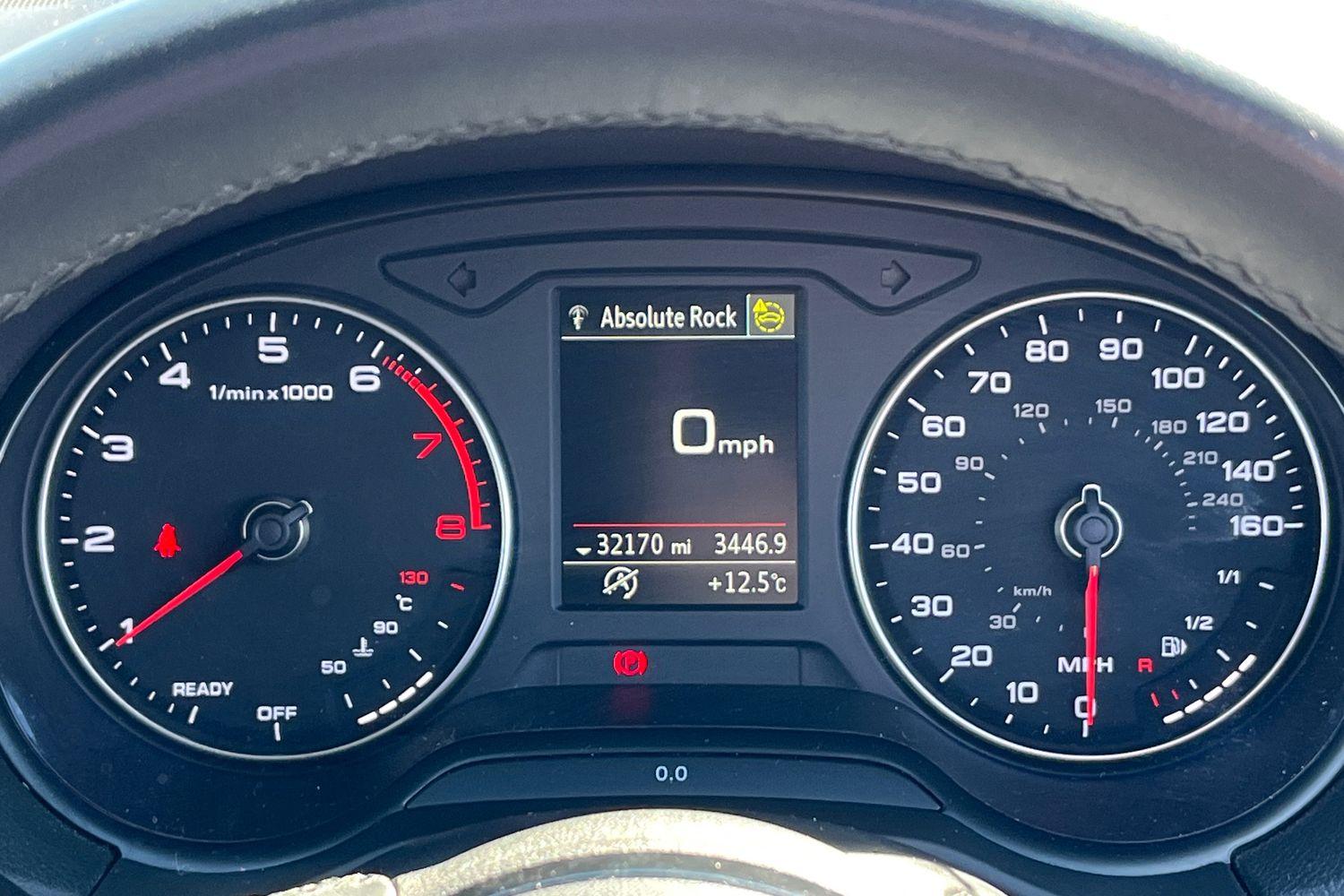 Audi Q2 Photo 12