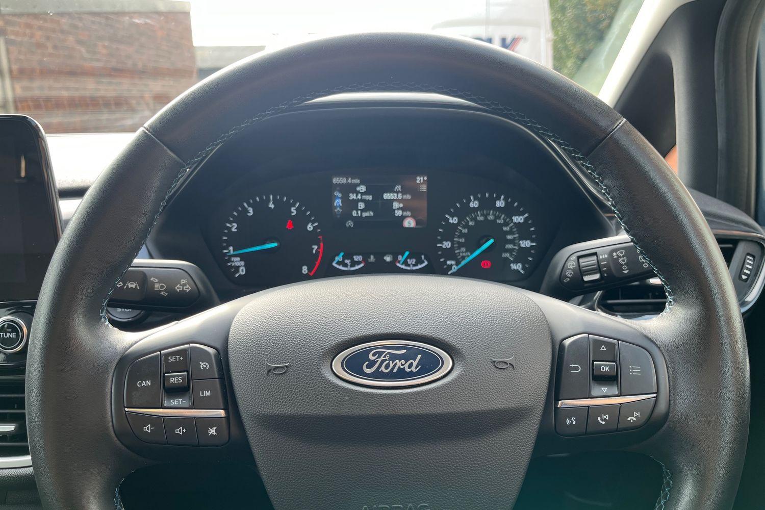 Ford FIESTA Photo 11