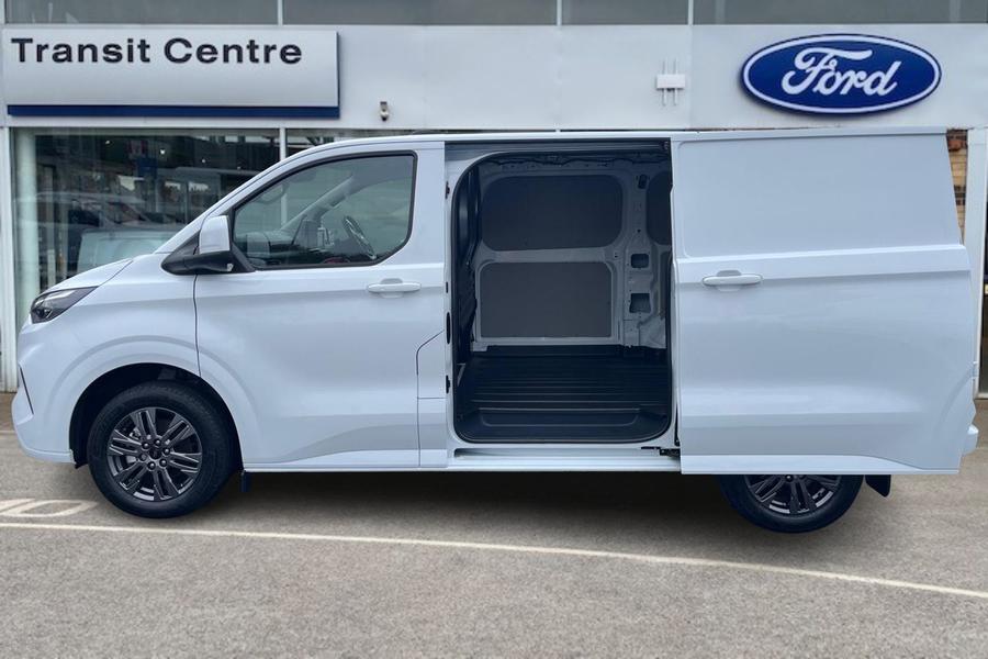 Ford TRANSIT CUSTOM Photo autoimg-dfc7c299289cb608f55aea22cb75f1eba6fef84d.jpg
