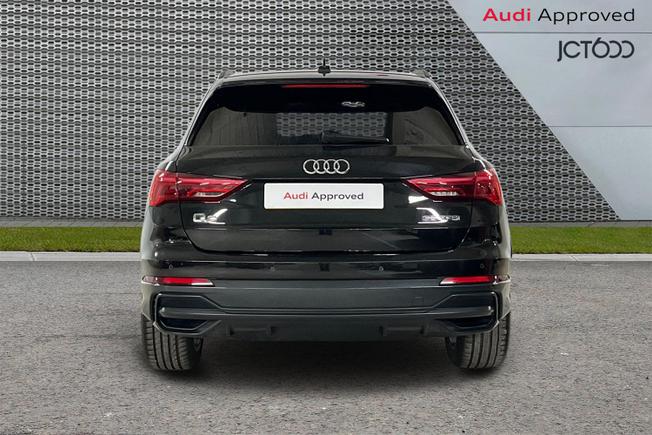 Audi Q3 Photo 8
