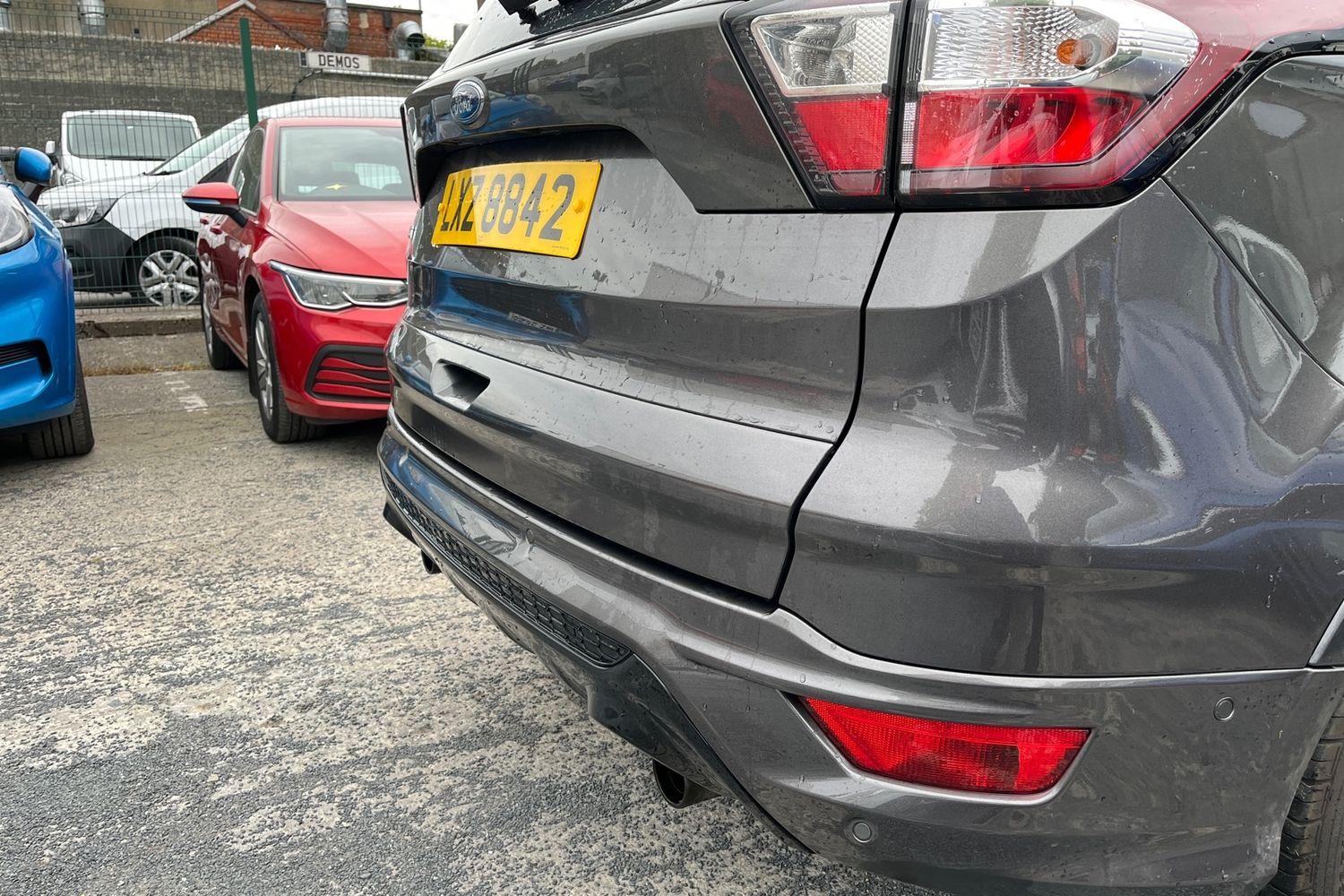 Ford KUGA Photo 39
