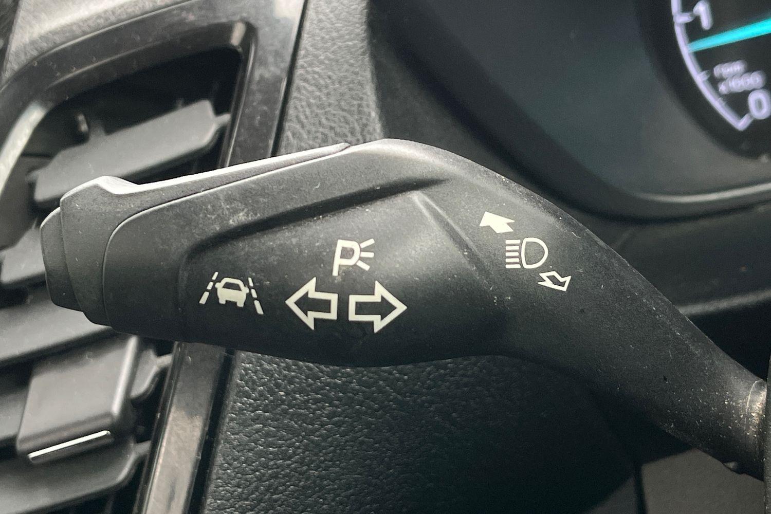 Ford GRAND TOURNEO CONNECT Photo 13