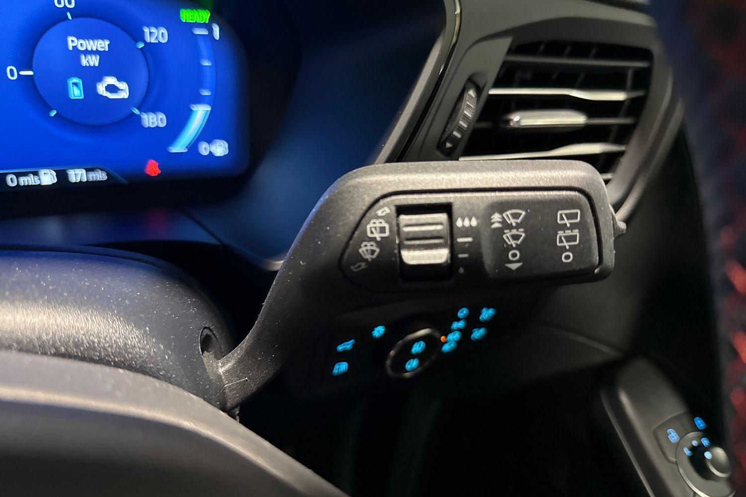 Ford KUGA Photo 14