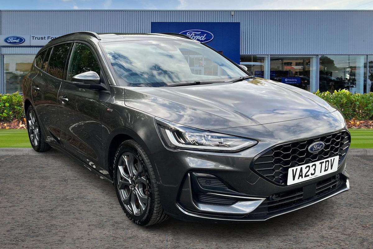 Ford Focus listing photo