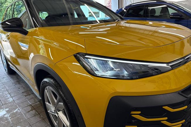 Volkswagen T-Roc Photo 19