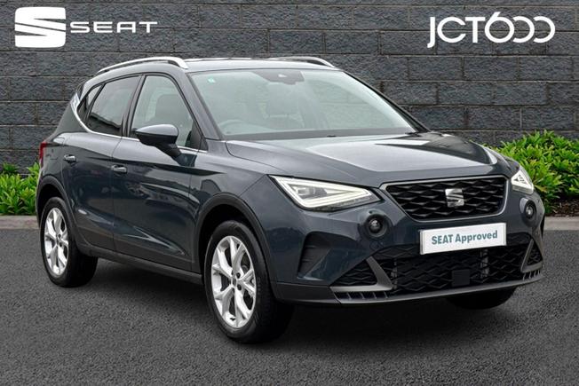 SEAT Arona Photo 1