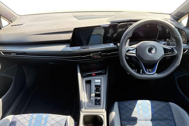 VOLKSWAGEN Golf Photo 10