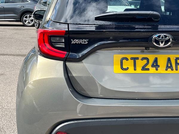 Toyota Yaris Photo autoimg-dff071e9fcb21a87db705b98b6622161e21cd085.jpg