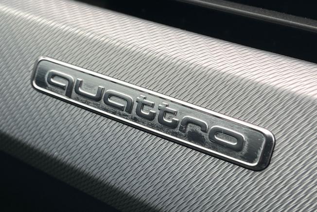 Audi A4 Allroad Photo 23