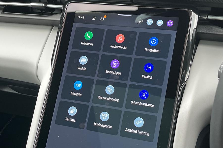 Ford CAPRI Photo autoimg-dff535fb999c37cb829573b1a2cbcf5746d384eb.jpg