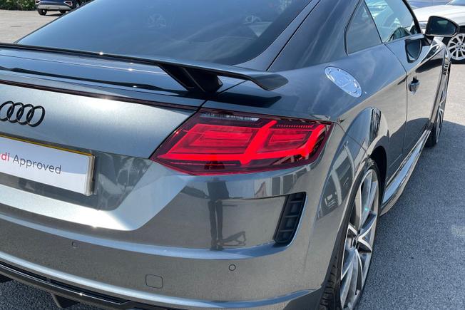 Audi TTS Photo 18