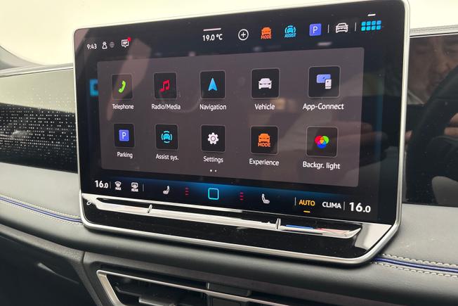 VOLKSWAGEN Tiguan Photo 32