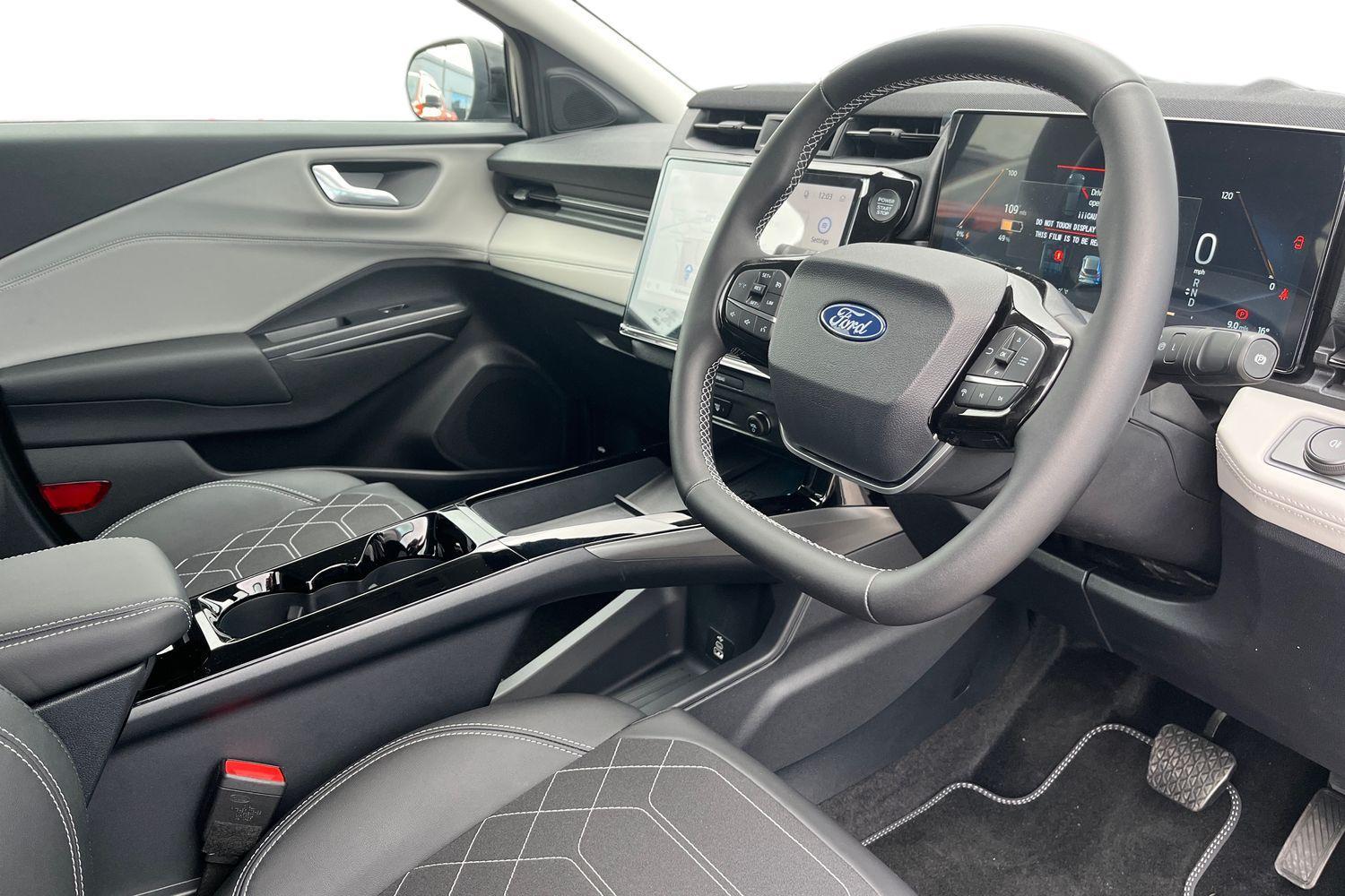 Ford PUMA Photo 8
