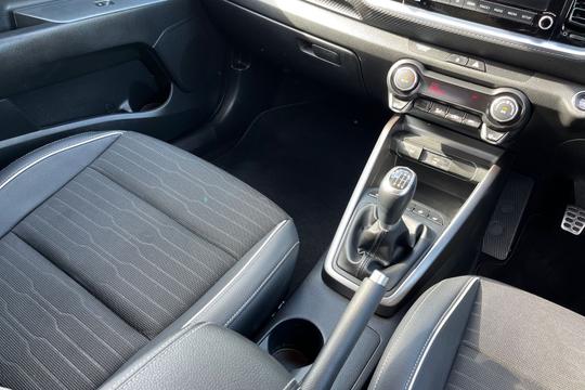 Kia Stonic Photo autoimg-e00679ed0bb651101d24982e5f1e03db56711e94.jpg