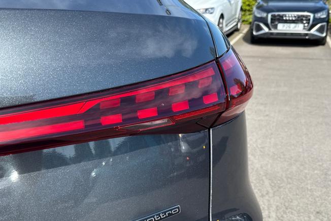 AUDI Q5 Photo 18