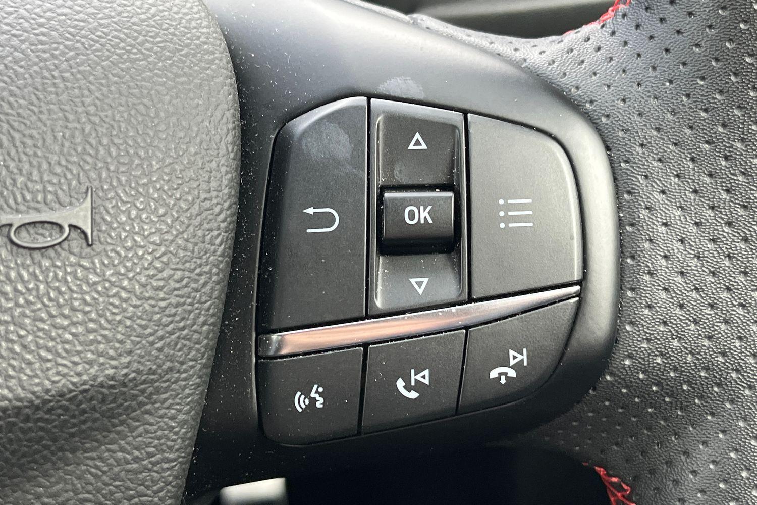 Ford FOCUS Photo 31