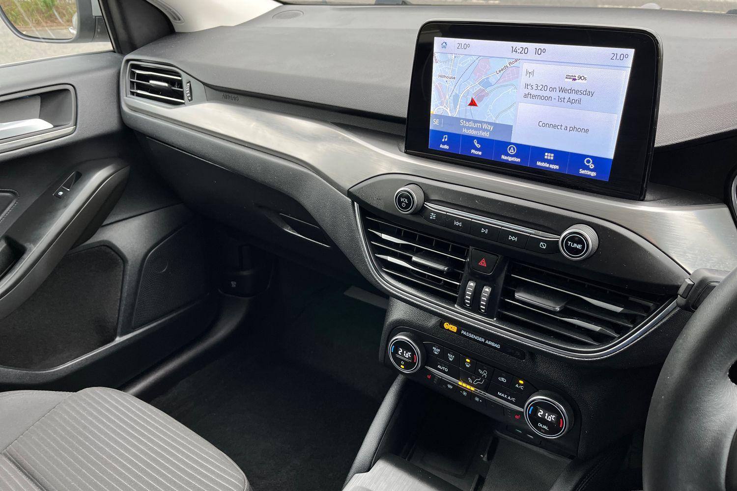 Ford FOCUS Photo 22