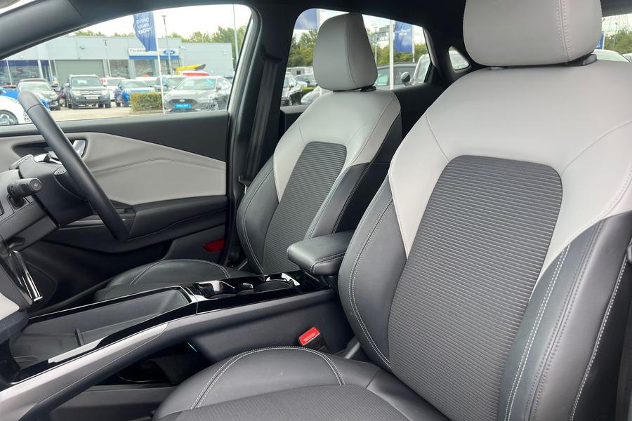 Ford PUMA Photo autoimg-e01011b28afdd46e309629d0cd2e617cf9985a5c.jpg