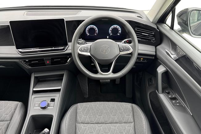 VOLKSWAGEN  Tiguan  Photo 11