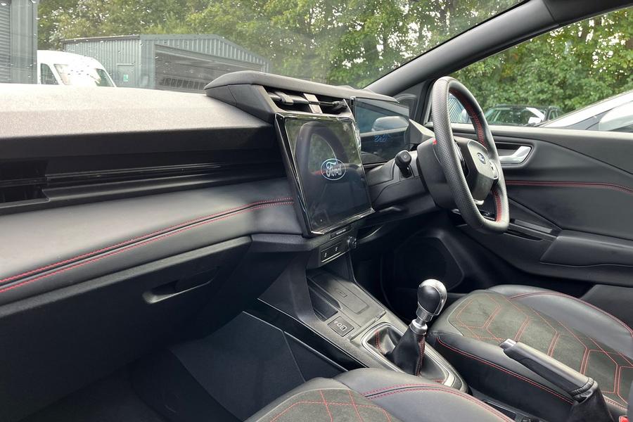 Ford PUMA Photo autoimg-e018cfff79004b801f523b7f81bd6816db7cd125.jpg