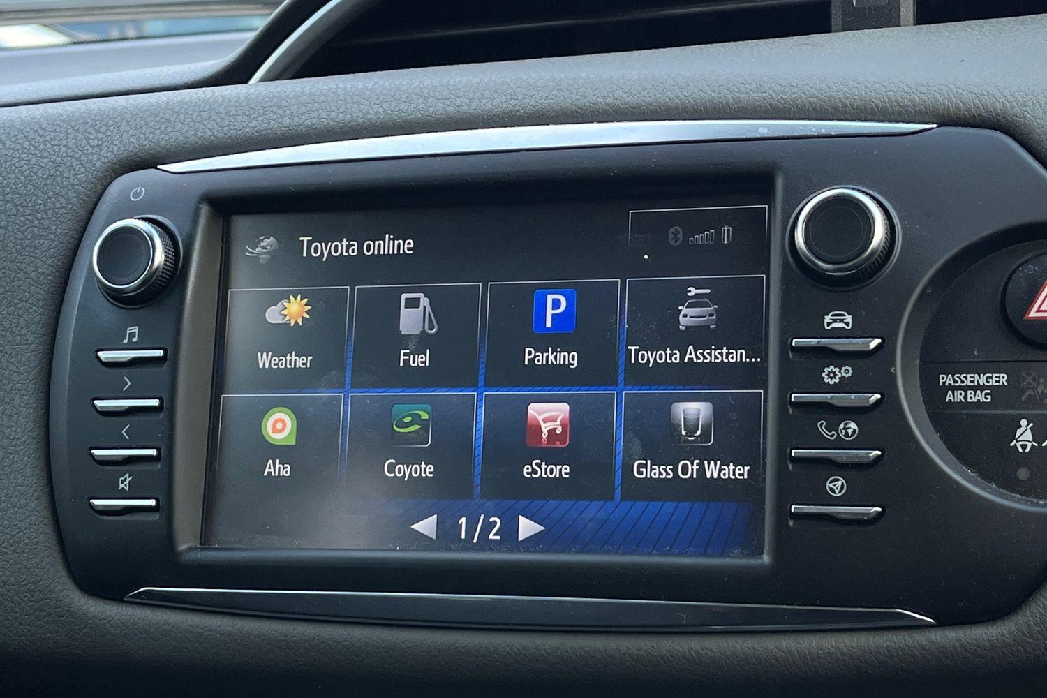 Toyota Yaris Photo 24