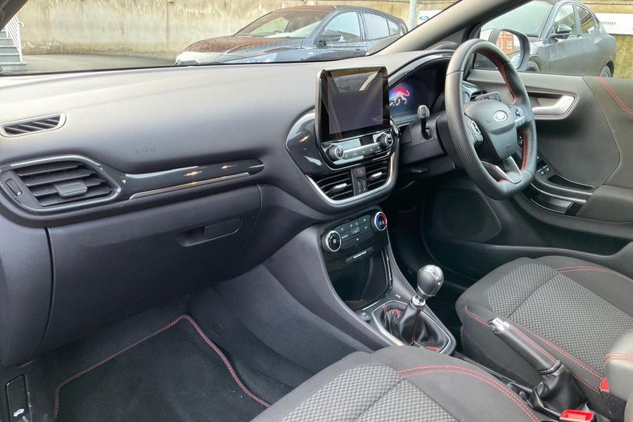 Ford PUMA Photo autoimg-e02128f2bd0aeac9bab00e6a2e44b7e40305bc7c.jpg