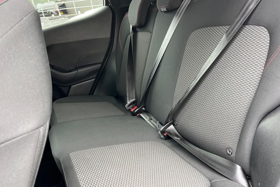 Ford Fiesta Photo autoimg-e023180a22826e85edce2afa03f2f084a57d5893.jpg
