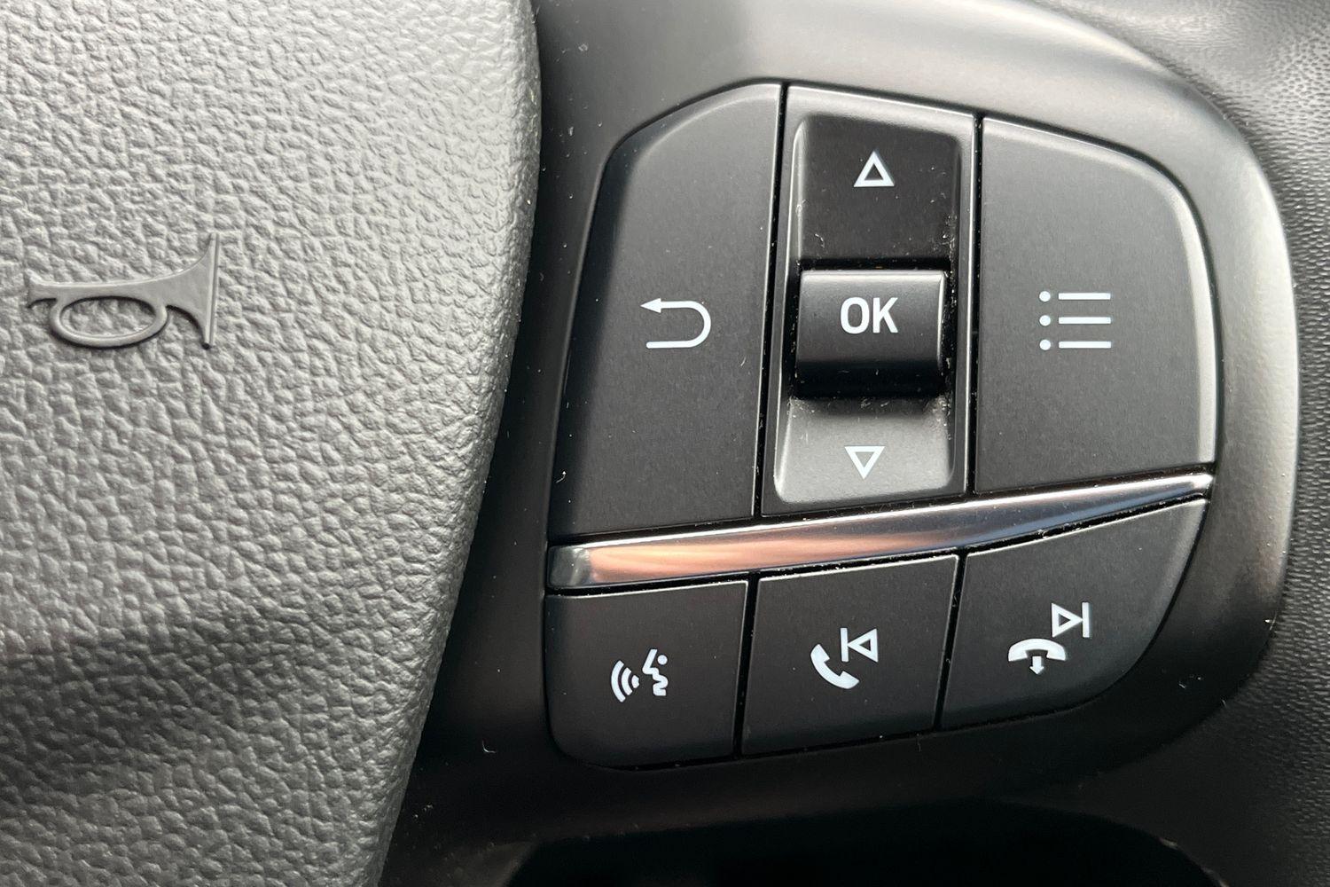 Ford KUGA Photo 23