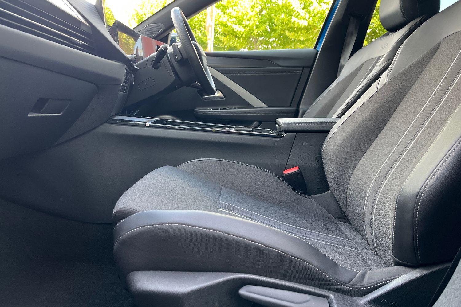 Vauxhall ASTRA Photo 18
