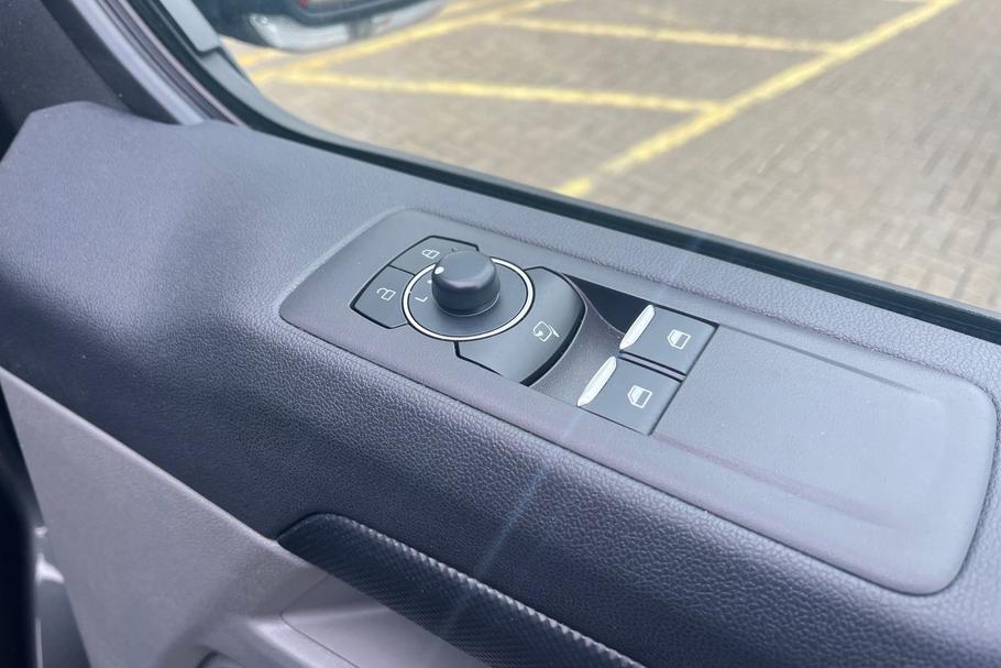 Used FORD TRANSIT CUSTOM WN75OEO 39