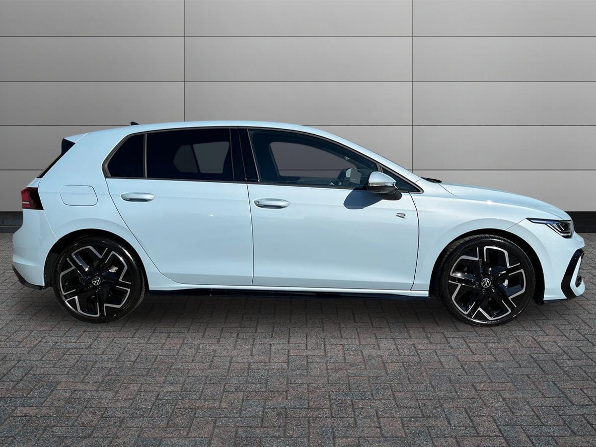 Volkswagen Golf Photo autoimg-e0271aded5ee5c3978865d0997d583259b216d84.jpg