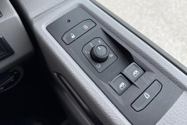 Volkswagen Transporter Photo 26