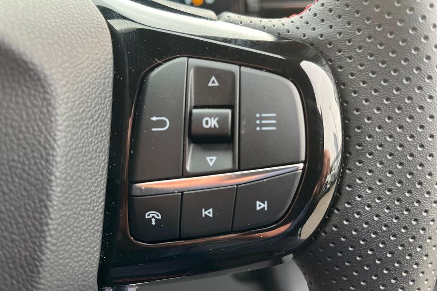 Ford PUMA Photo autoimg-e02be2b4ccdb44628693879b71f433e8f1c16f57.jpg