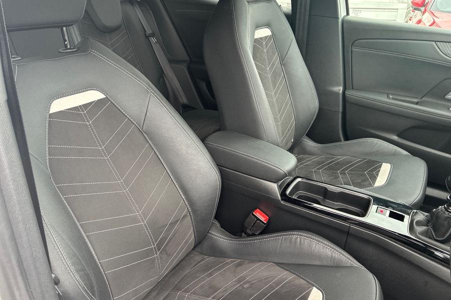 Vauxhall MOKKA Photo autoimg-e02f0e8e423b55f1e4b1c8fc4ad4f3ebe985acc1.jpg