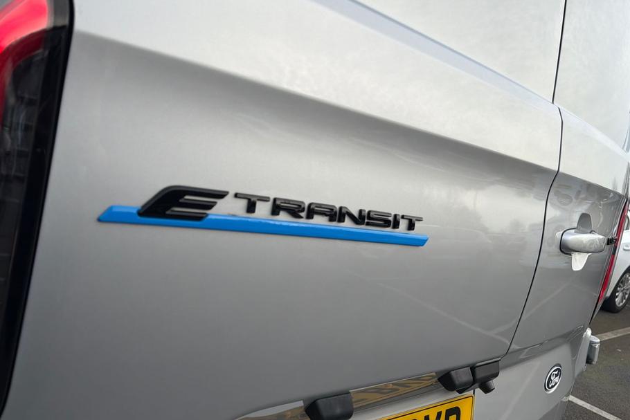 Used FORD E-TRANSIT CUSTOM HK75BYR 19